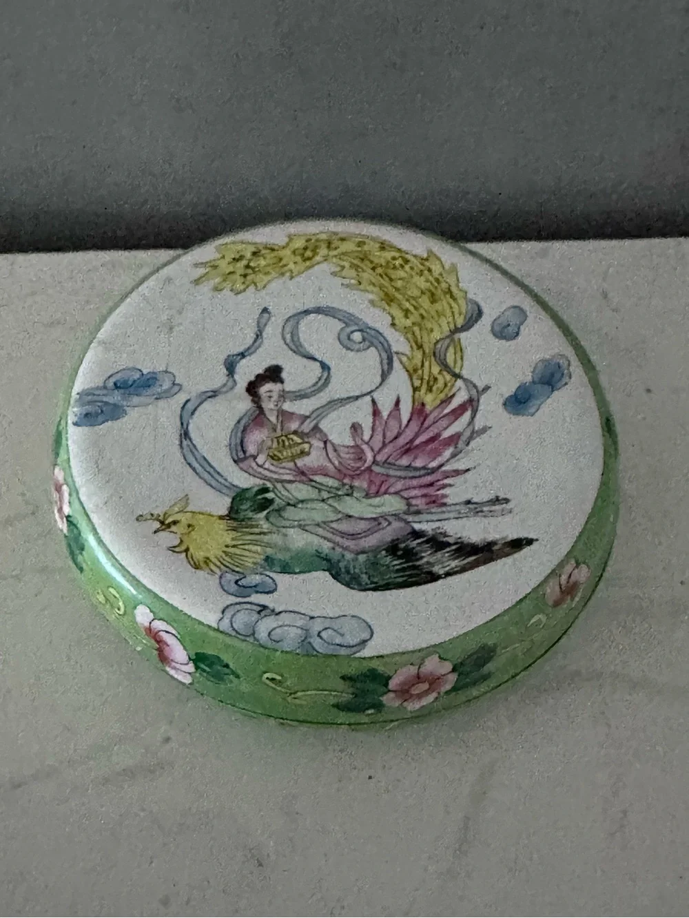 Chinese Antique Green White Multicolor Floral Birds Pattern Cloisonné Round Box